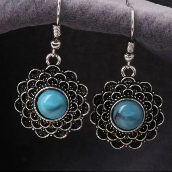 Turquoise Antiqued Silver Flower Earrings - Picture 1 of 3